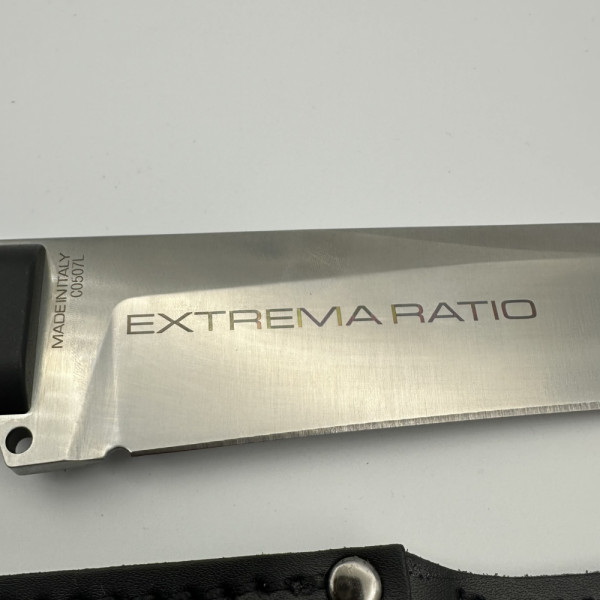 Тежък тактически нож EXTREMA RATIO DOBERMANN IV Classic, стомана Böhler N690, тактическа кания